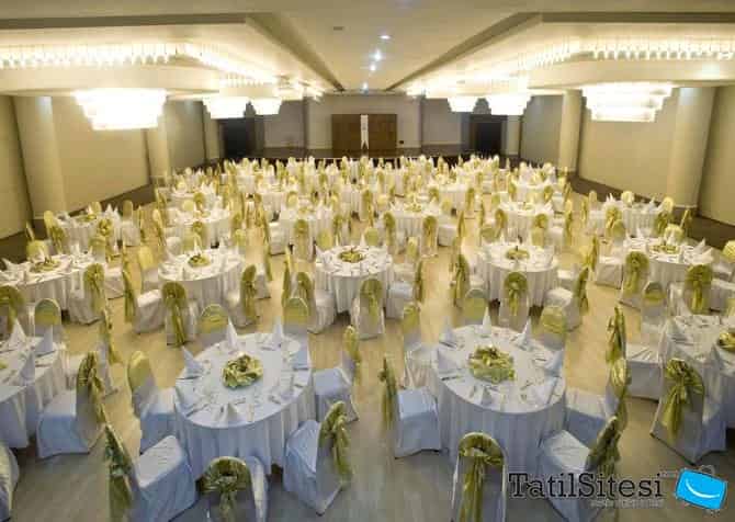 Crystal Admiral Resort Suites Spa 